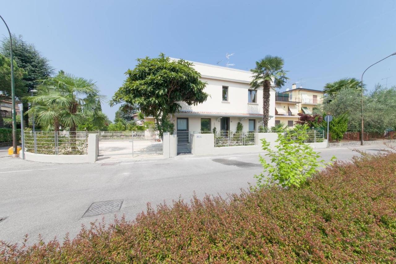 International Rooms & Apartments Sirmione Luaran gambar