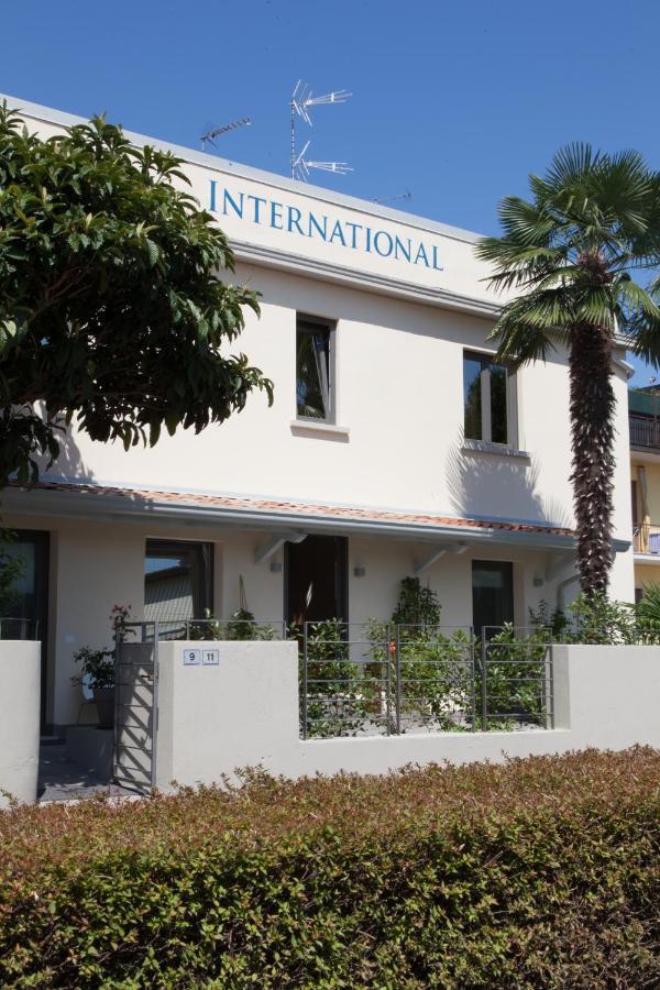 International Rooms & Apartments Sirmione Luaran gambar