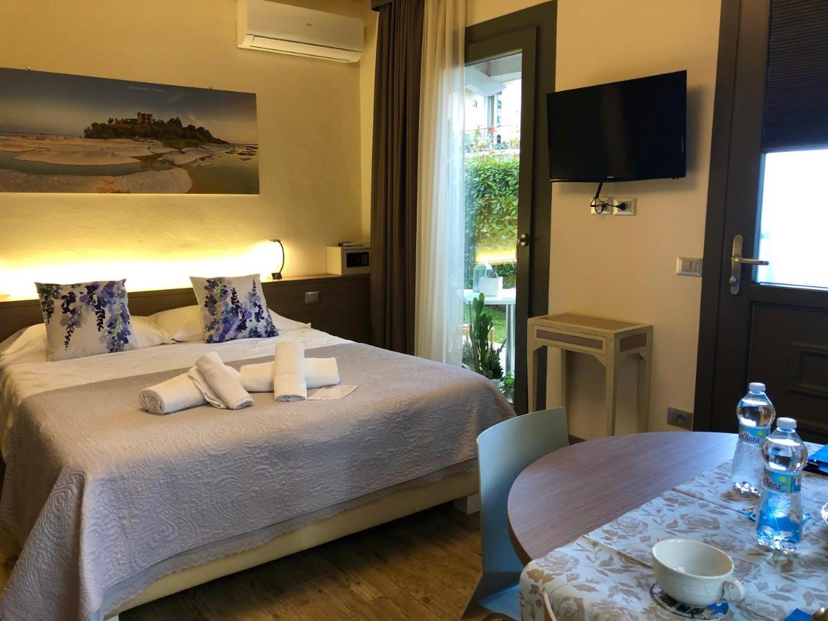 International Rooms & Apartments Sirmione Luaran gambar