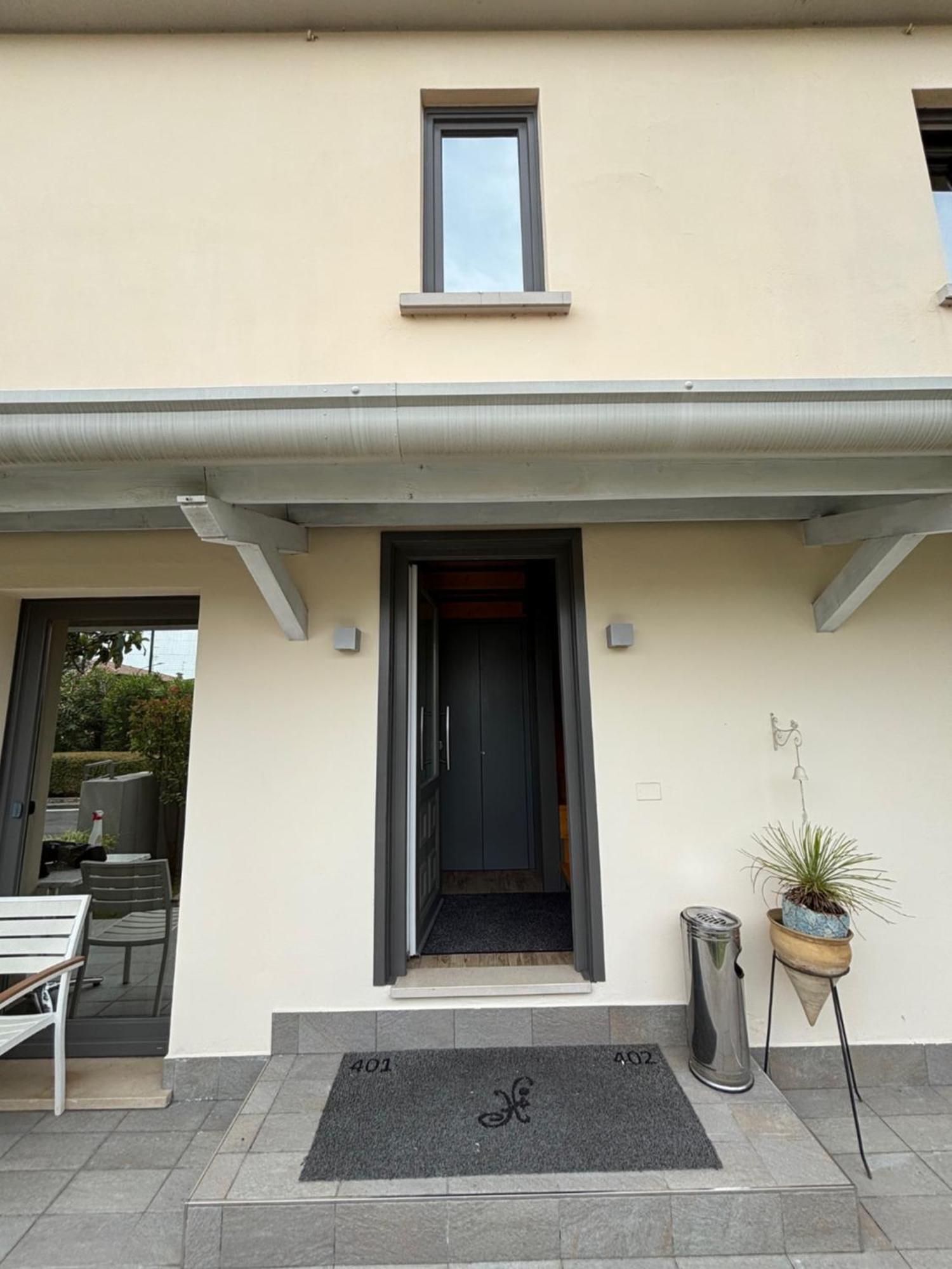 International Rooms & Apartments Sirmione Luaran gambar